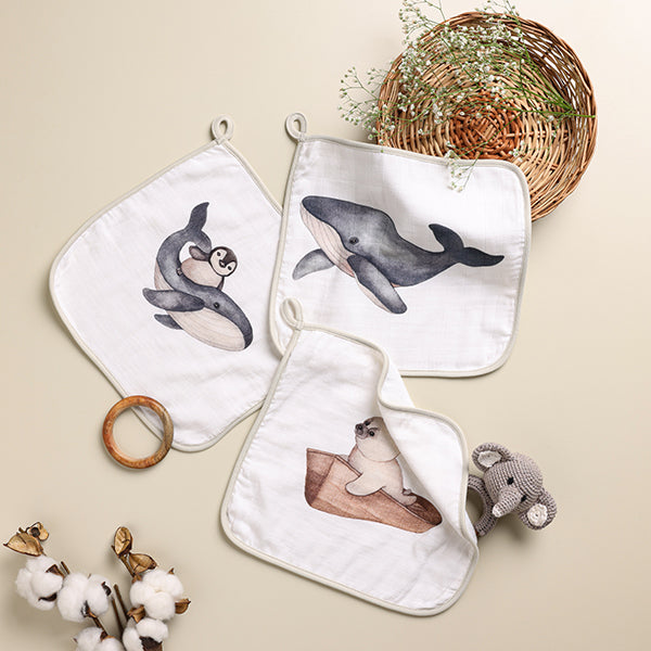 Bamboo Cotton Muslin Wash cloth - Dreamy Whales (Pack of 3)