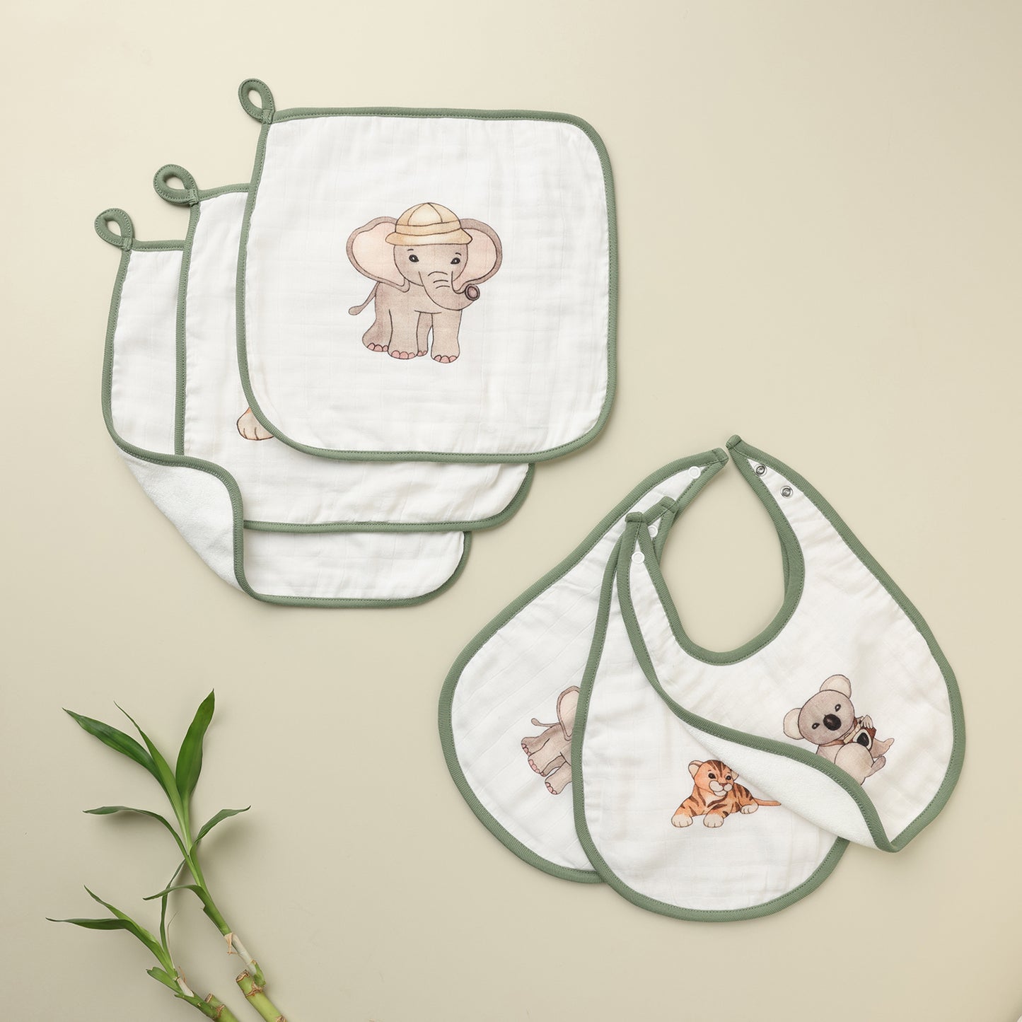 Cugo Gentle Care: Wash Cloth & Bibs Set